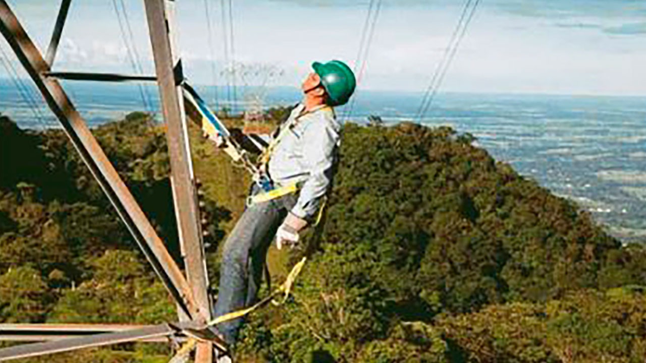 Técnico electricista Colombia
